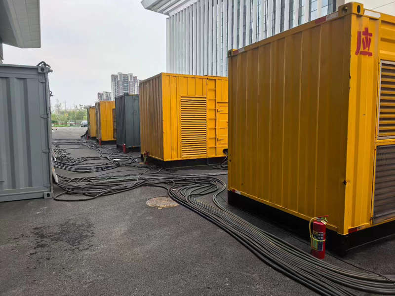 新县不同季节柴油发电机组保养有哪些注意事项？