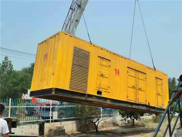 新县300KW柴油发电机组油耗是多少？
