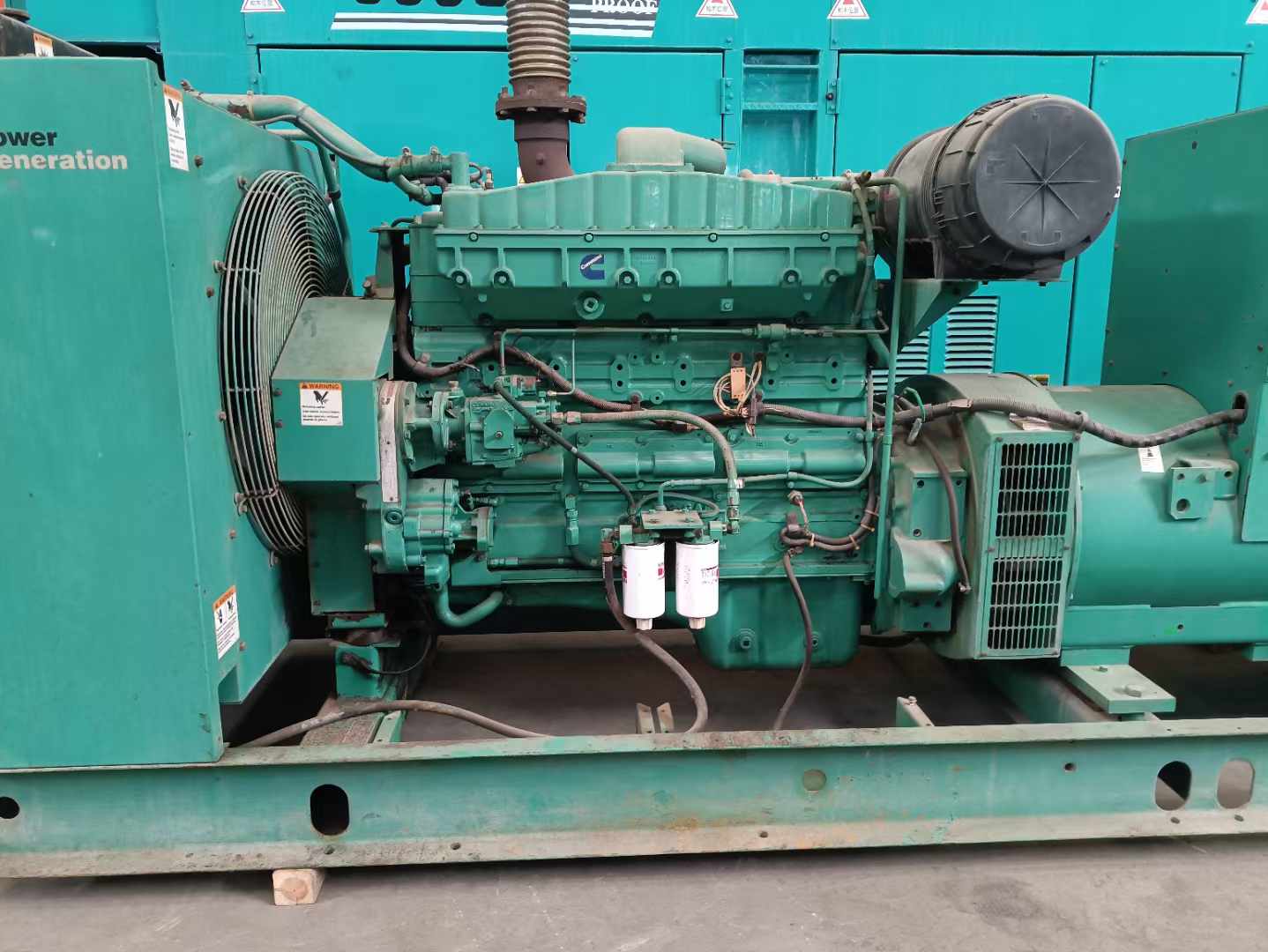 新县过载会对 600kW 柴油发电机组造成哪些损害？
